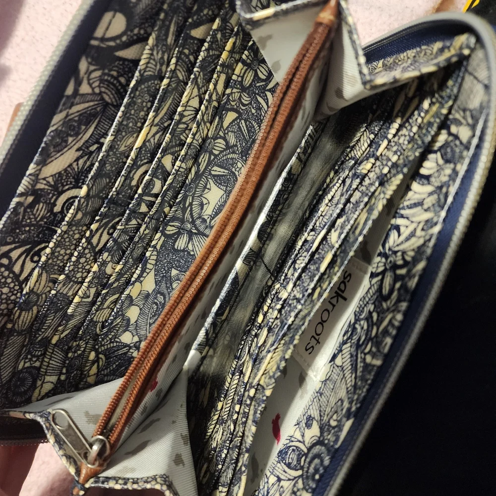 Two purses one strap - Picture 6 of 7